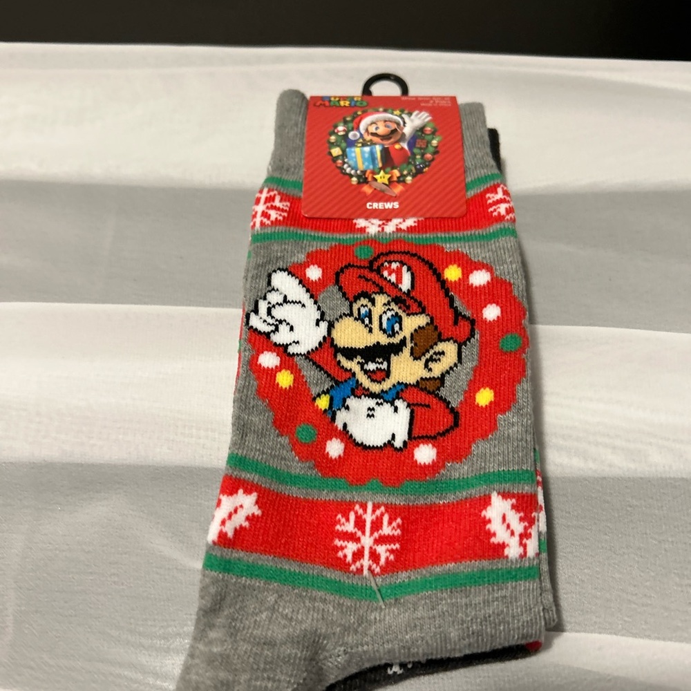 Nintendo Mario brothers Christmas socks set